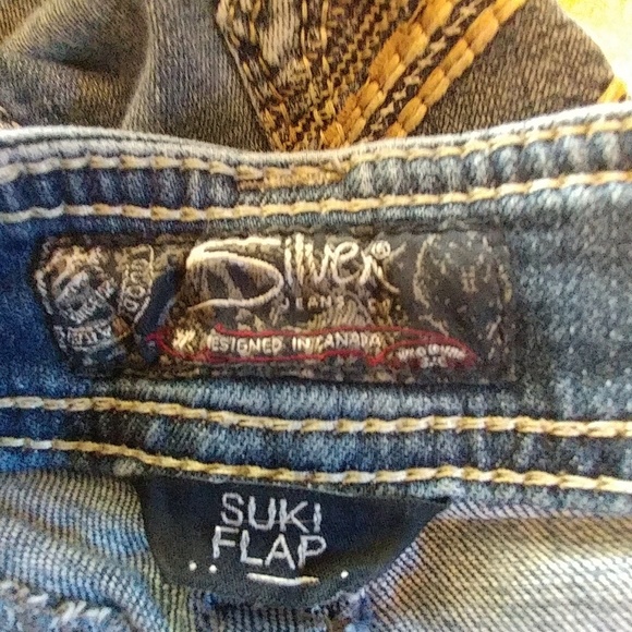Silver Jeans - Picture 6 of 6